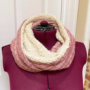 Cozy & Warm North Point Sherpa Lined Pink Heather Cable Knit Infinity Scarf